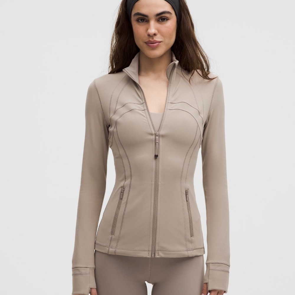 NWT lululemon athletica Define jacket Nulu 10